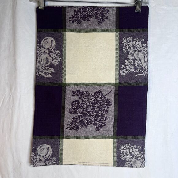 Grape Theme Placemats-Set of 2-w/ Matching Napkins-Set of 3 Table Linens - Picture 3 of 9